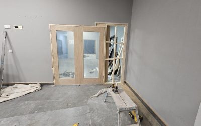 Should You Choose a Side vs. Rear Extension? Pros & Cons for UK Homeowners